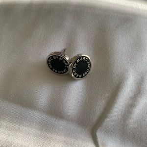 MARC BY MARC JACOB STUD EARRINGS